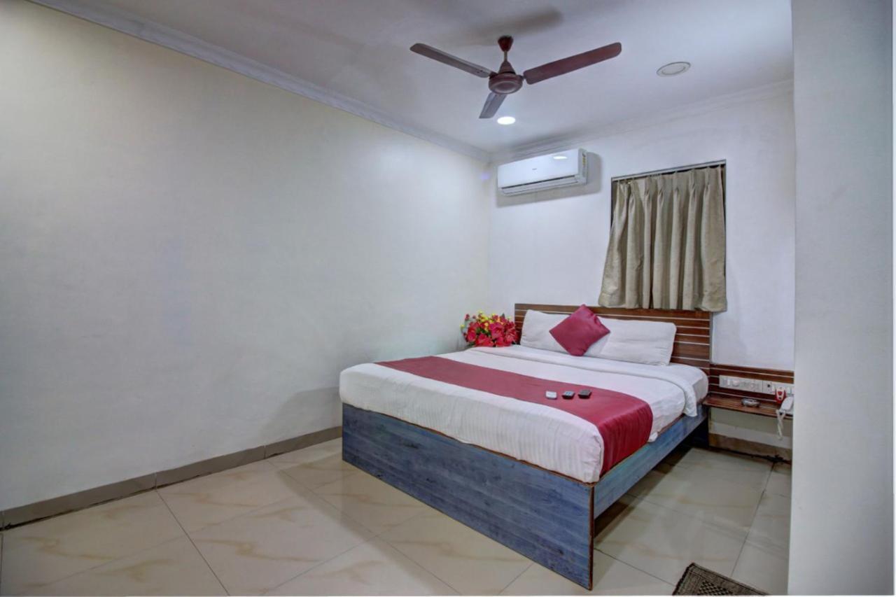 Hotel Sunshine Airport Mumbai Exterior photo